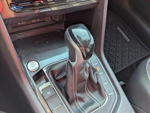 Pyrite Silver Metallic 2022 Volkswagen Tiguan 2.0T SE 4MOTION