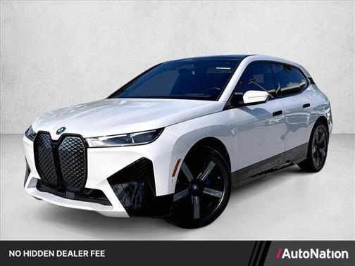 Mineral White Metallic 2024 BMW iX xDrive50
