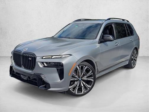 2023 BMW X7 M60i