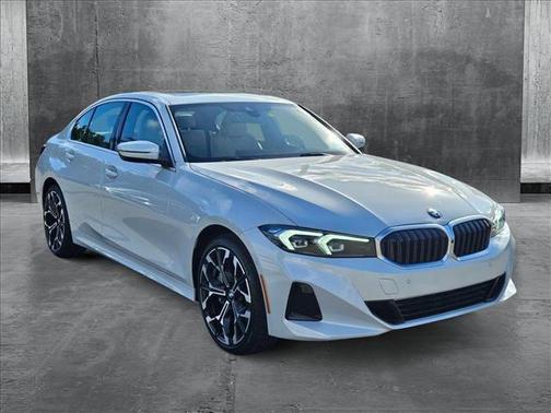 2025 BMW 330 i
