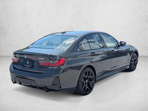 Dravit Grey Metallic 2026 BMW 330 330i