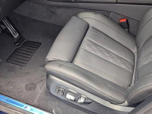 Tanzanite Blue II Metallic 2027 BMW X6 xDrive40i