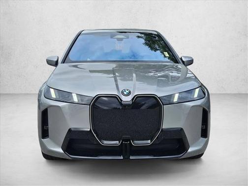 2026 BMW iX xDrive45