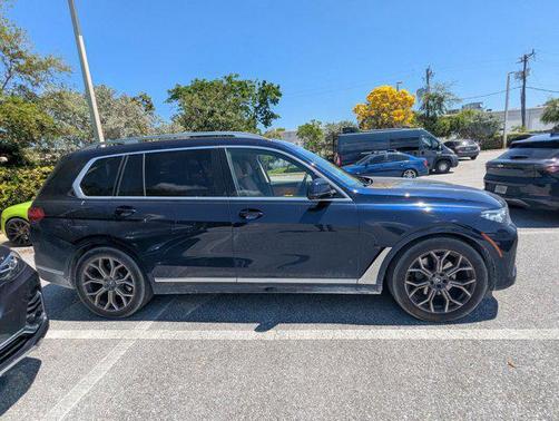 Tanzanite Blue II Metallic 2021 BMW X7 xDrive40i