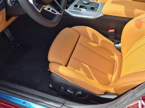 Vegas Red Metallic 2026 BMW 330 xDrive NA