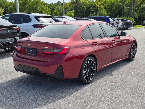 Vegas Red Metallic 2026 BMW 330 xDrive NA