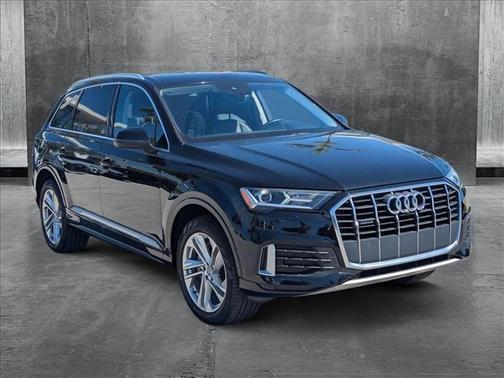 2020 Audi Q7 45 Premium