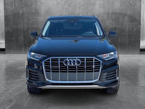 2020 Audi Q7 45 Premium
