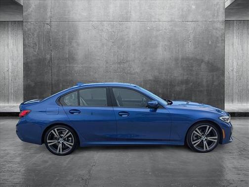 2019 BMW 330 330i