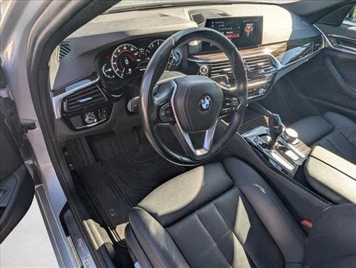 2019 BMW 530 530i