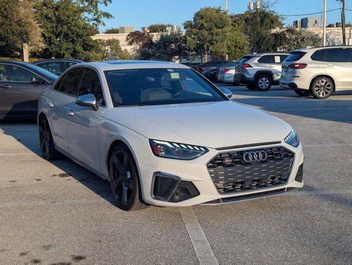 2022 Audi S4 Premium Plus TFSI quattro Tiptronic