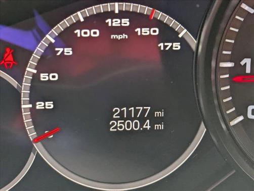 White 2023 Porsche Cayenne Platinum Edition