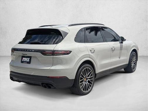 White 2023 Porsche Cayenne Platinum Edition