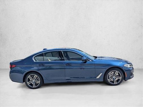 2023 BMW 530 i