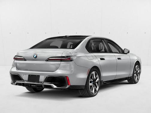 Oxide Grey Metallic 2026 BMW 740 xDrive