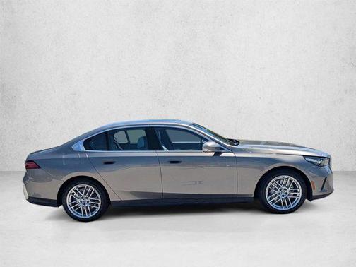 Oxide Grey Metallic 2024 BMW 530 xDrive