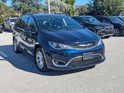 2018 Chrysler Pacifica Touring Plus