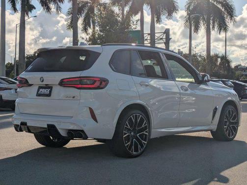 2022 BMW X5 M Base