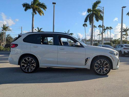 2022 BMW X5 M Base