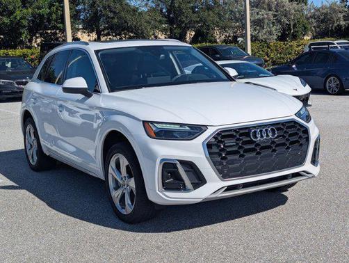 2023 Audi Q5 45 S line Premium Plus