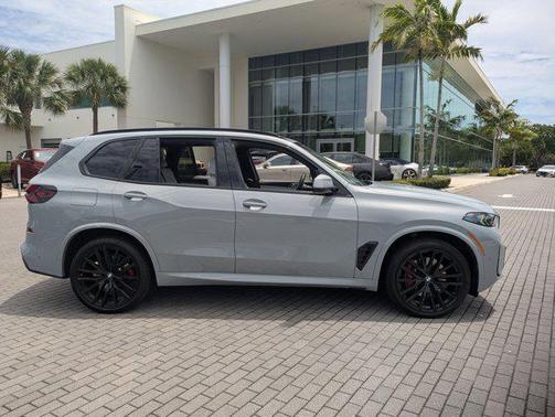 Brooklyn Grey Metallic 2025 BMW X5 sDrive40i