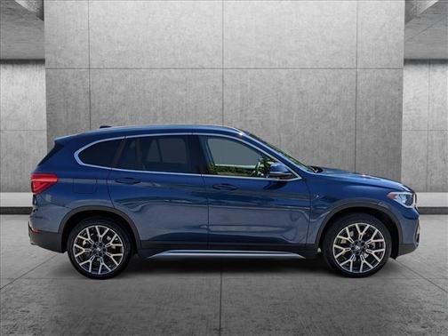 Photo 4 of 24 of 2021 BMW X1 sDrive28i