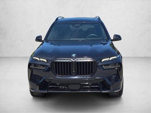 Carbon Black Metallic 2024 BMW X7 xDrive40i