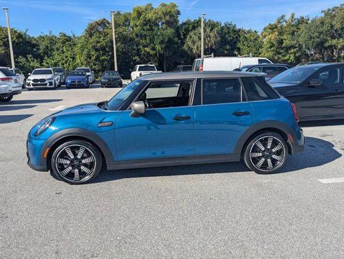 2023 MINI Hardtop Cooper S
