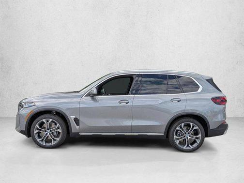 Skyscraper Grey Metallic 2026 BMW X5 sDrive40i