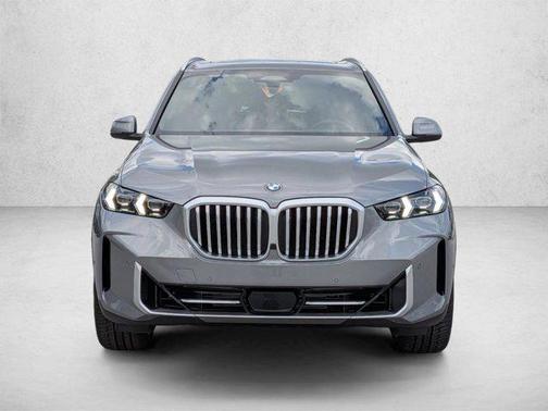 Skyscraper Grey Metallic 2026 BMW X5 sDrive40i