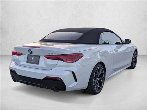 Mineral White Metallic 2027 BMW 430 i