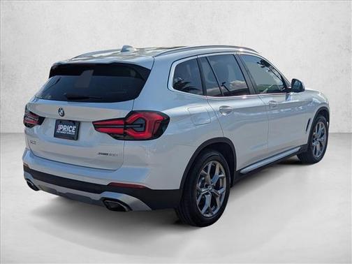 Mineral White Metallic 2022 BMW X3 sDrive30i