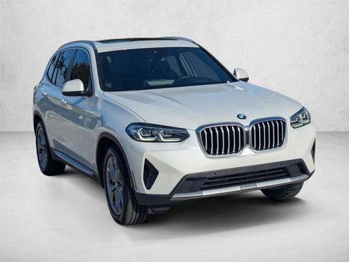 Mineral White Metallic 2022 BMW X3 sDrive30i
