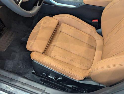 2025 BMW 330 i