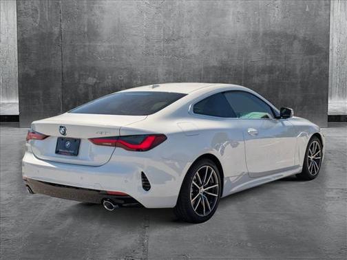 2025 BMW 430 i