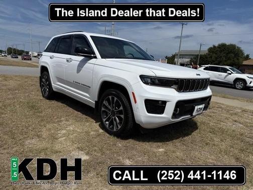 2023 Jeep Grand Cherokee Overland 4x2