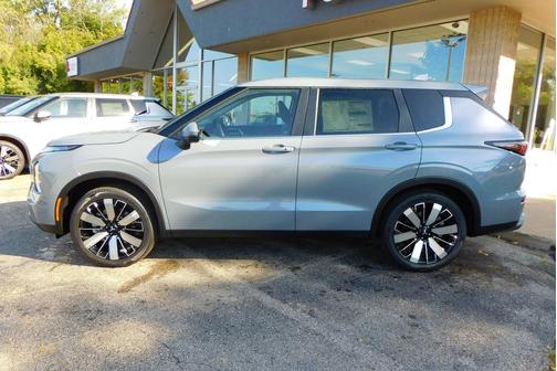 2025 Mitsubishi Outlander SE 2.5 S-AWC
