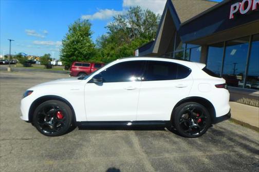 2024 Alfa Romeo Stelvio Veloce AWD