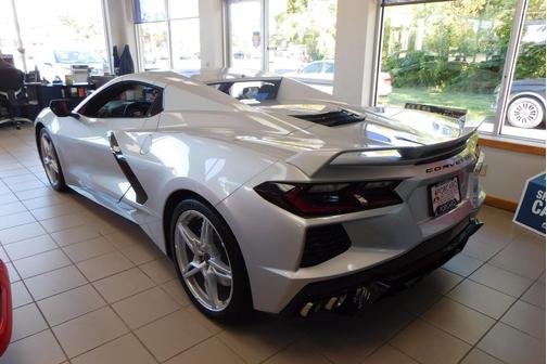 2020 Chevrolet Corvette Stingray w/2LT