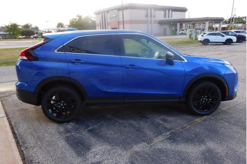 2025 Mitsubishi Eclipse Cross LE