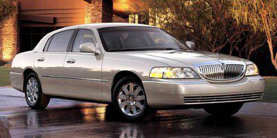 2005 Lincoln Town Car Signature