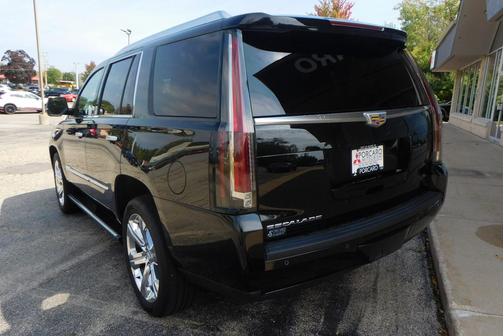 2016 Cadillac Escalade Premium