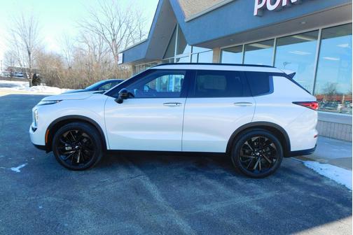 2024 Mitsubishi Outlander SEL Black Edition 2WD
