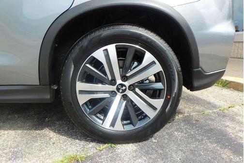 2025 Mitsubishi Outlander Sport SE