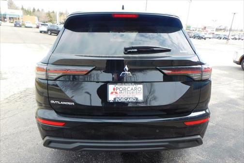 2025 Mitsubishi Outlander ES 2.5 S-AWC