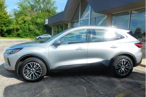 2024 Ford Escape PHEV Base