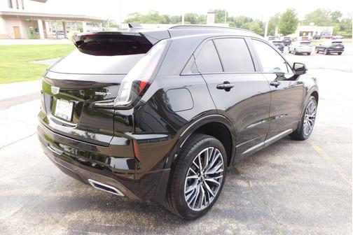 2024 Cadillac XT4 Sport