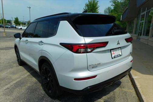 2024 Mitsubishi Outlander SEL Black Edition 2WD