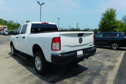 2021 RAM 2500 Tradesman Crew Cab 4x4 6'4' Box