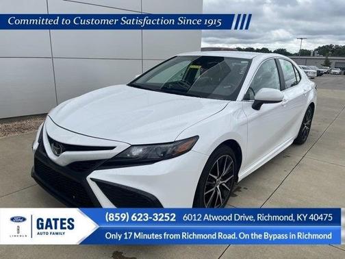 Photo 1 of 27 of 2021 Toyota Camry SE